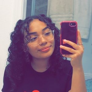 Meet your Posher, Diana